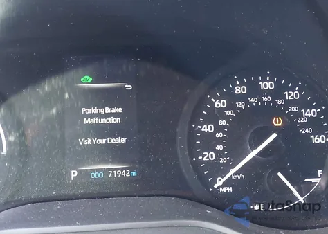 2021 Toyota Sienna Le z USA, uszkodzony, nr VIN 5TDKRKEC1MS071403